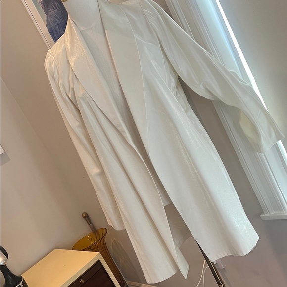 GG Collection Elegant Cream Blazer - Picture 1 of 5
